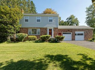 67 Miles Standish Rd, Schenectady, NY 12306