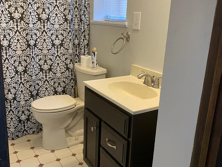 532 New Elm St — Photo 4