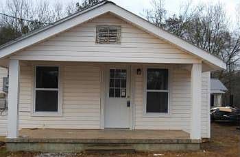 1st image of 4406 Oak St
