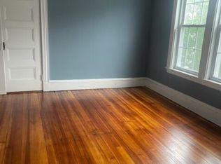 794 Boylston St #2, Chestnut Hill, MA 02467