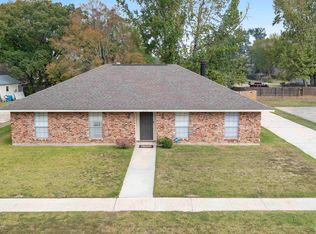 15731 Ferrell Ave, Baton Rouge, LA 70817