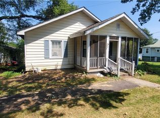 109 Ligon St, Pickens, SC 29671