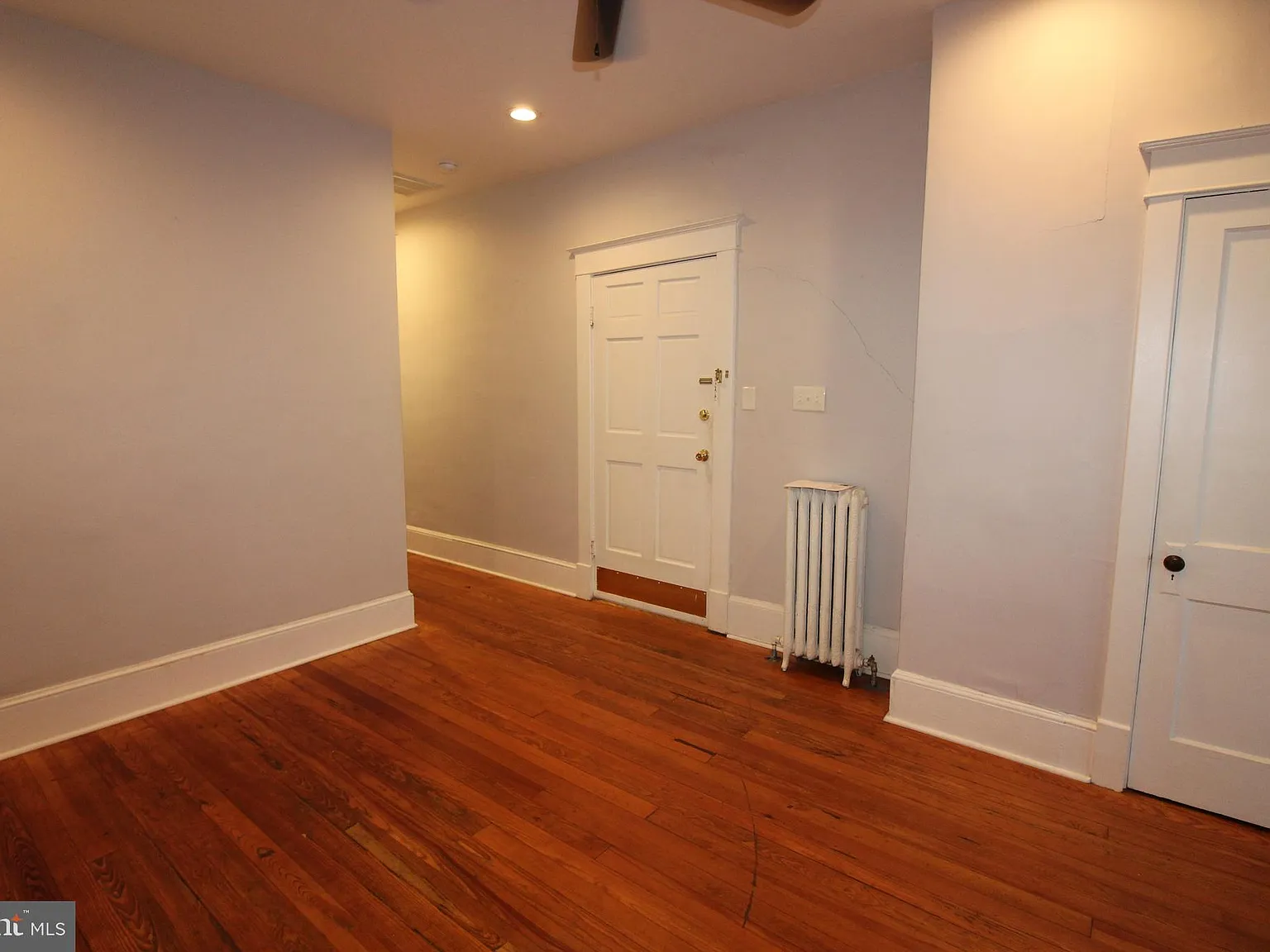 1 bed, 1.0 bath, 500 sqft, $1,200 — Photo 4