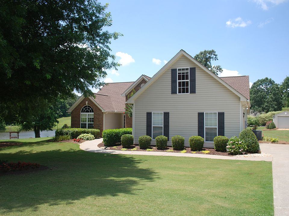 1st image of 94 Pottersville Ct