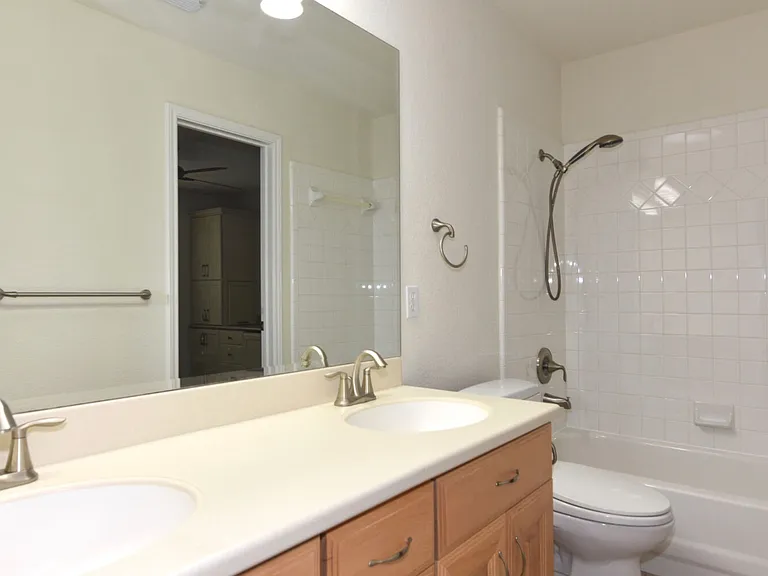 15001 Calaveras Dr — Photo 1