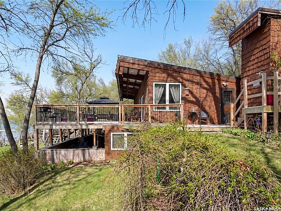 4th image of 208-210 Criddle AVENUE