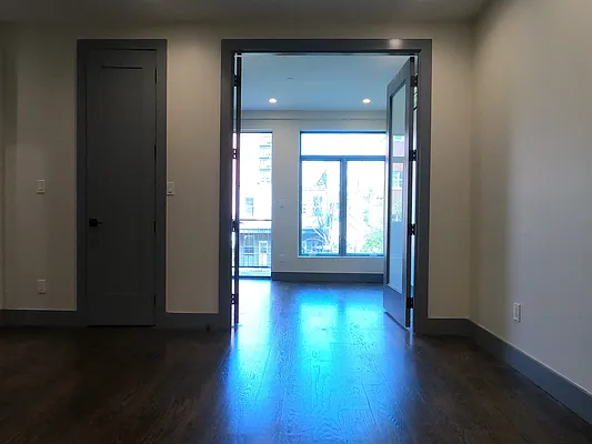Rented by ERNY LLC | media 25