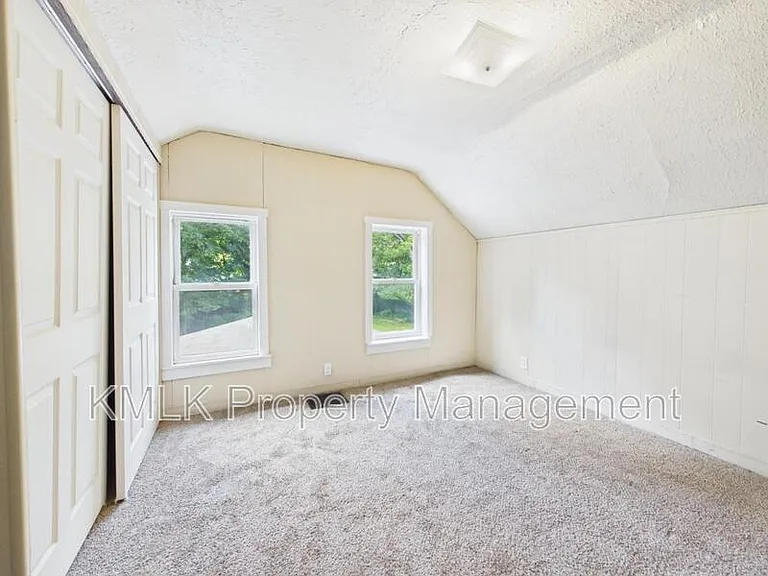 534 Gage St — Photo 23