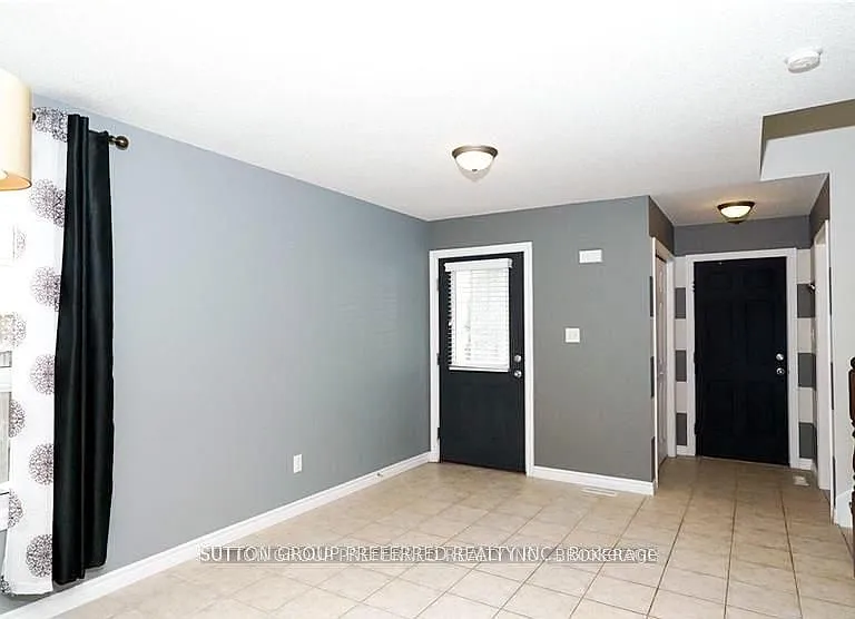 1708 Mickleborough Dr — Photo 2