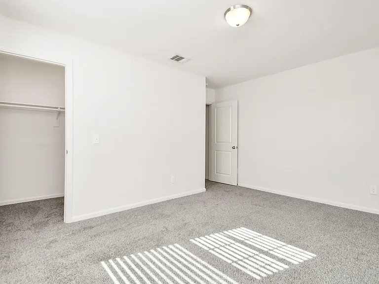 7802 Hightree Dr — Photo 36