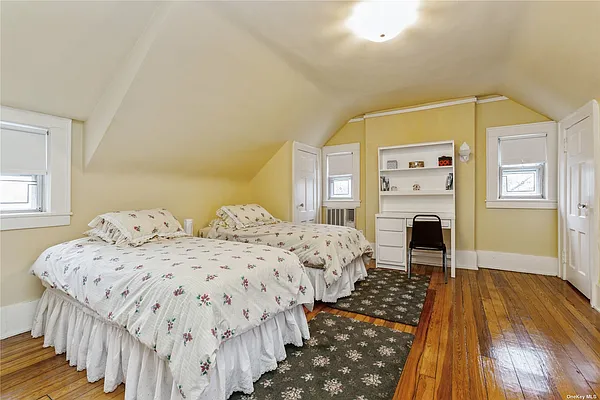 Sold by Prime Realty | media 22