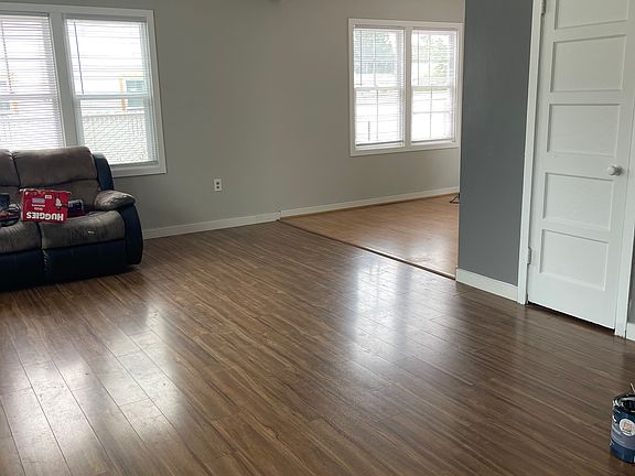 2nd image of 1311 Symons St #A