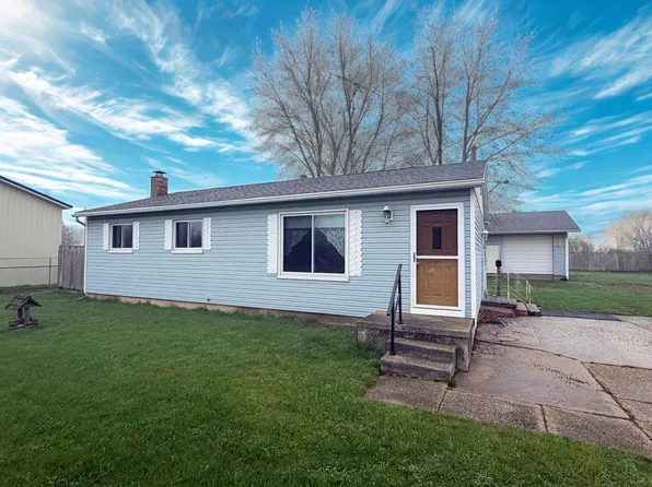 1920 Circle Dr, Fairgrove, MI 48733