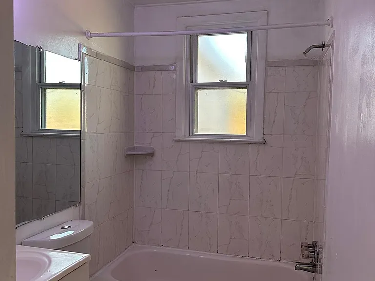 9510 Castle Dr — Photo 6