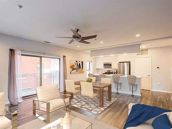 4th image of 1222 Chicago Ave APT 303