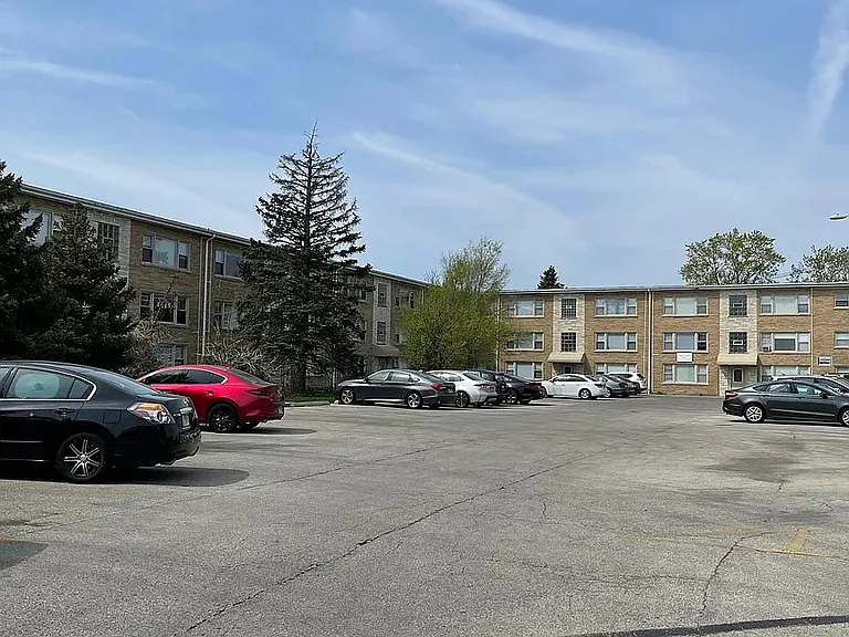 7632 N Milwaukee Ave — Photo 13