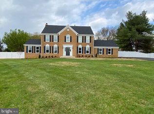 5707 Stanbrook Ln, Gaithersburg, MD 20882