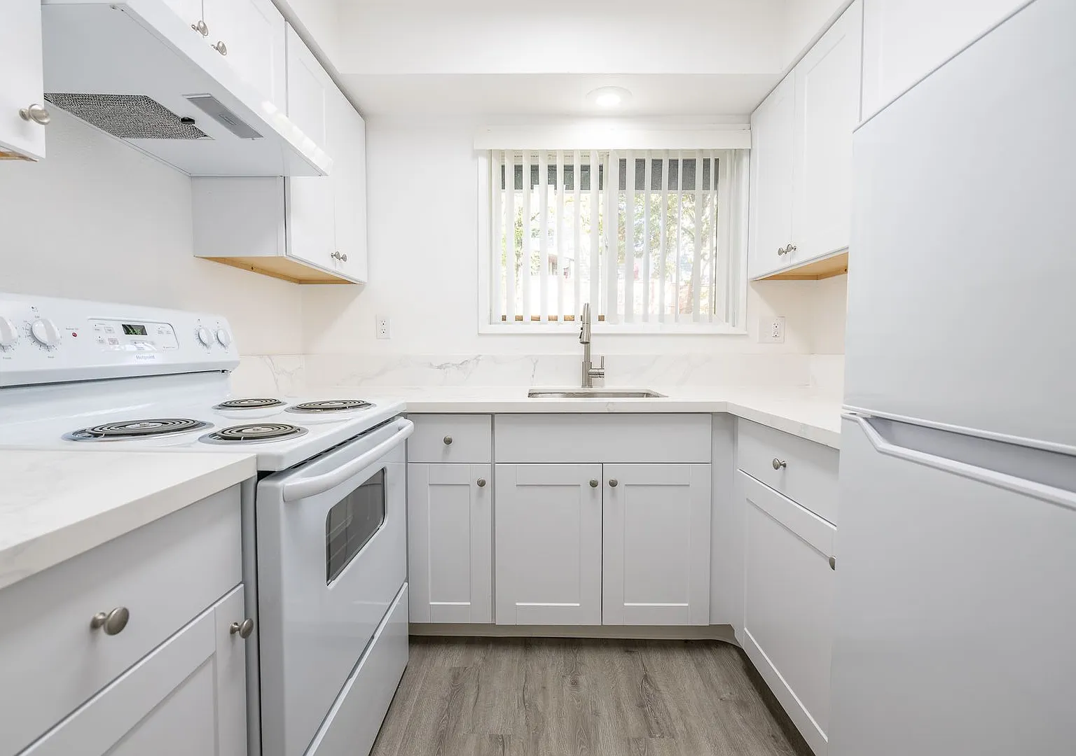 Bridgeview Apartments - Income Restricted to 50% MFI — Photo 1
