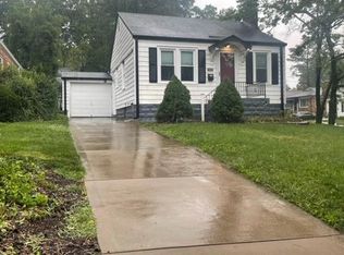 7801 Garden Ave, Saint Louis, MO 63119