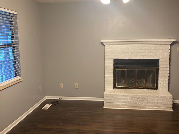 3rd image of 6533 Graycroft Dr