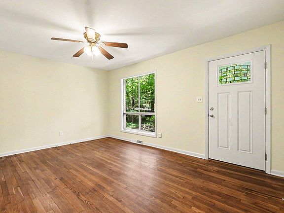 2nd image of 212 Valley Park Dr