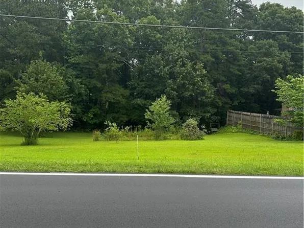 4008 Kings Hwy #2, Douglasville, GA 30135
