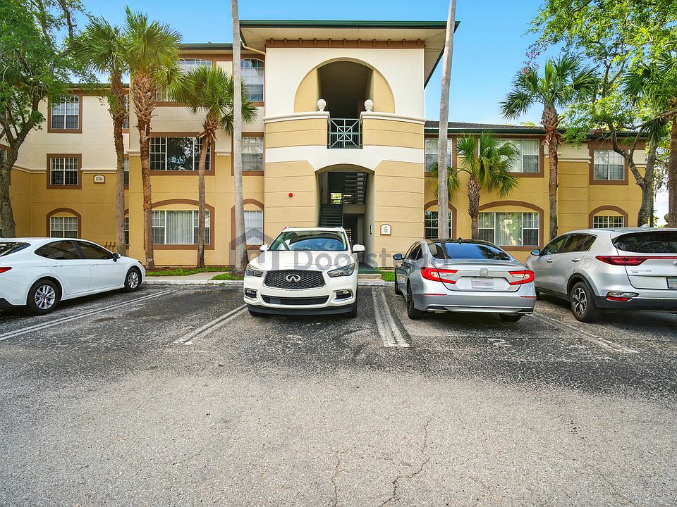 1st image of 17114 Carrington Park Dr APT 212
