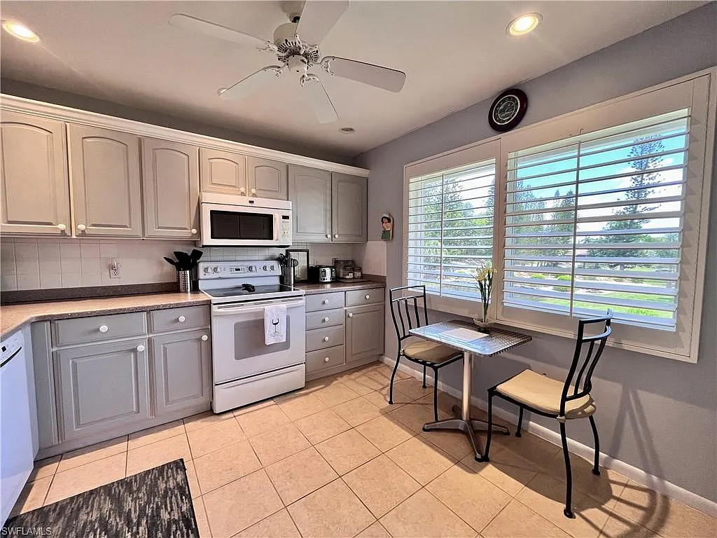 2 bed, 2.0 bath, 1542 sqft, $4,500 — Photo 4