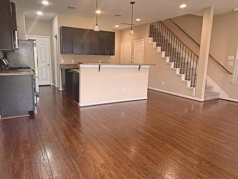 17145 Wilthorne Gardens Ct — Photo 3
