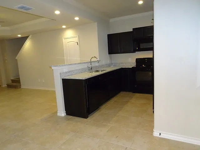 7042 Lakeview Dr #102 — Photo 20