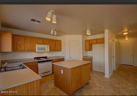 5th image of 12530 W Pershing St
