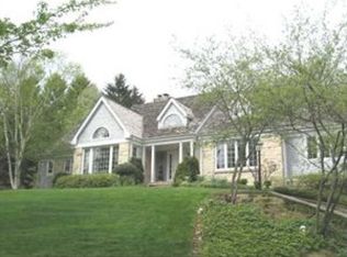 2046 Blairmont Dr, Pittsburgh, PA 15241