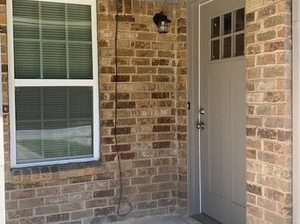 8340 Warren Dr, Douglasville, GA 30134