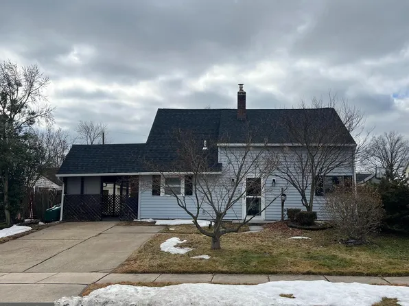 43 Russett Ln, Levittown, PA 19055