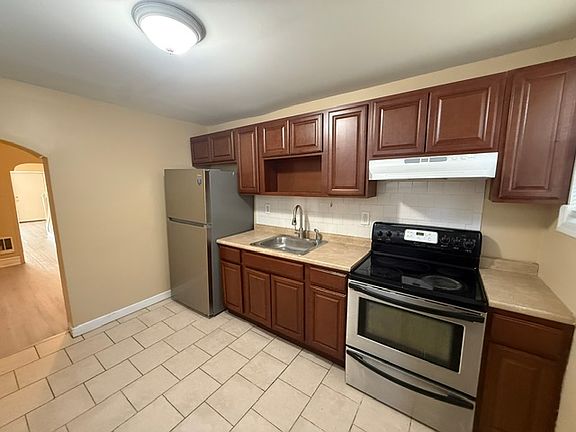 3rd image of 3549 N 7th St