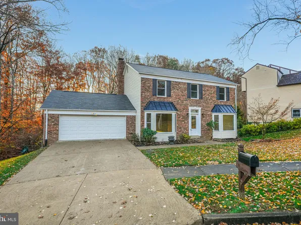 16065 Deer Park Dr, Dumfries, VA 22025