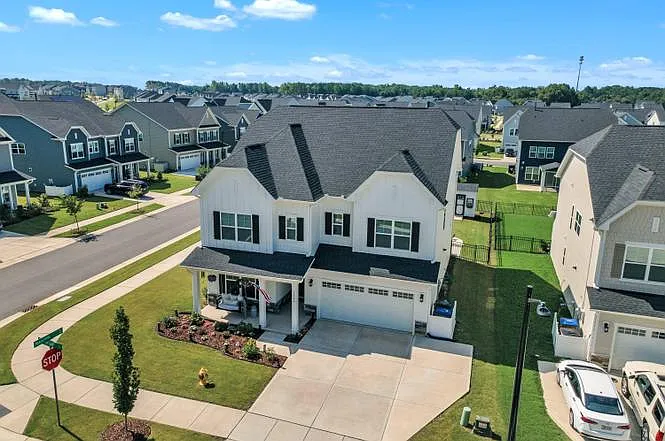 1526 Cloverfield Ct — Photo 18