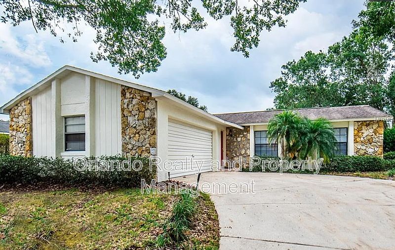1st image of 1038 Lundy Ct