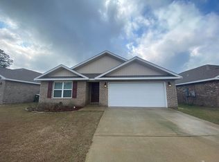 7463 Oak Lake Blvd, Pensacola, FL 32526