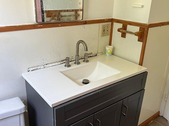 4th image of 26654 W Hills Dr
