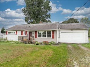 3358 Sanitarium Rd, Akron, OH 44312