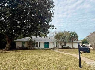 2371 Connell Dr, Pensacola, FL 32503