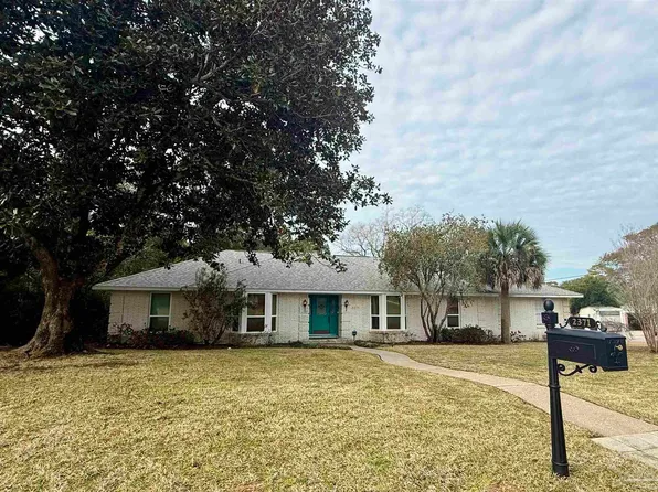 2371 Connell Dr, Pensacola, FL 32503
