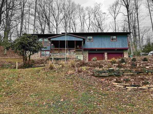4622 Georgetown Rd, Elkins, WV 26241