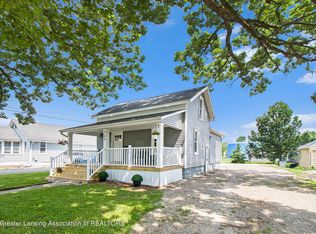 304 W Gibbs St, Saint Johns, MI