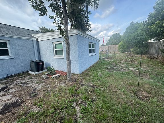 5th image of 37902 7th Ave