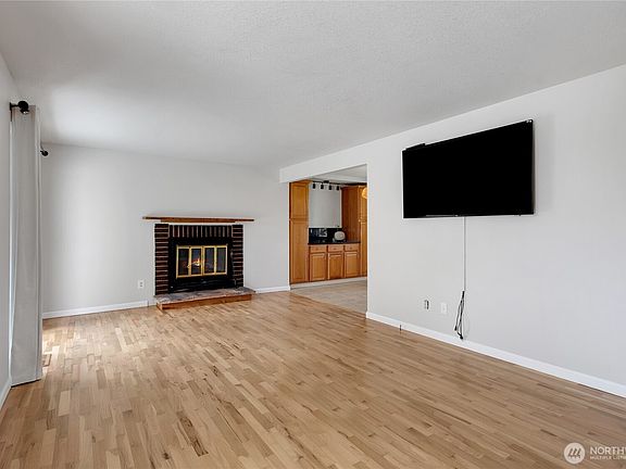 4th image of 27030 14th Avenue S