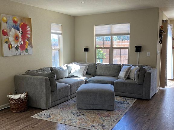 3rd image of 530 Playa Cir #1