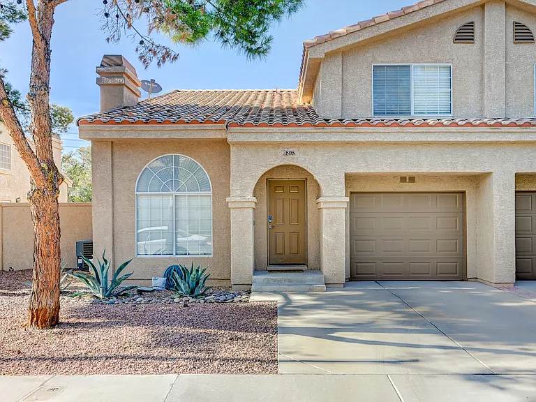 2808 Crystal Lantern Dr — Photo 6