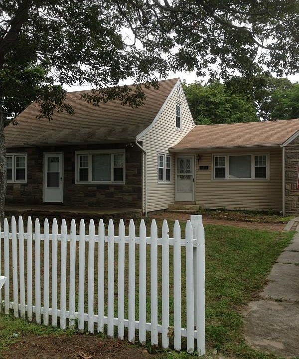 1st image of 129 Orchid Dr